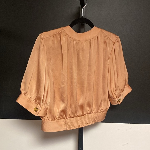 Free people asymmetrical button top size medium - Picture 6 of 7